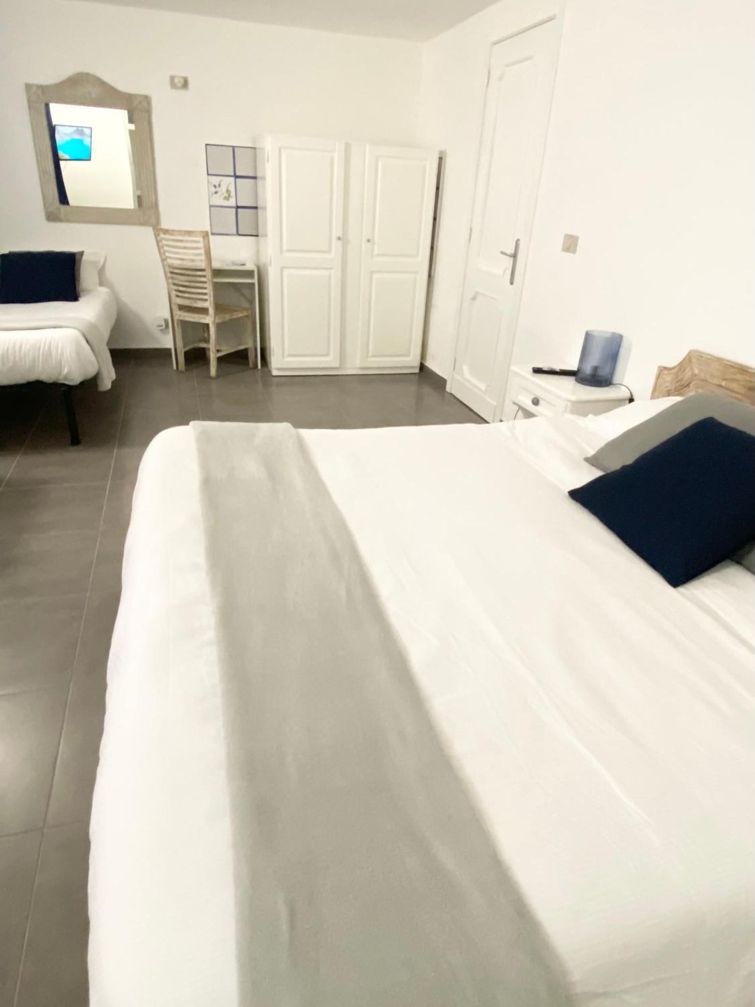 Cala Reale Rooms Marinella マリネッラ エクステリア 写真