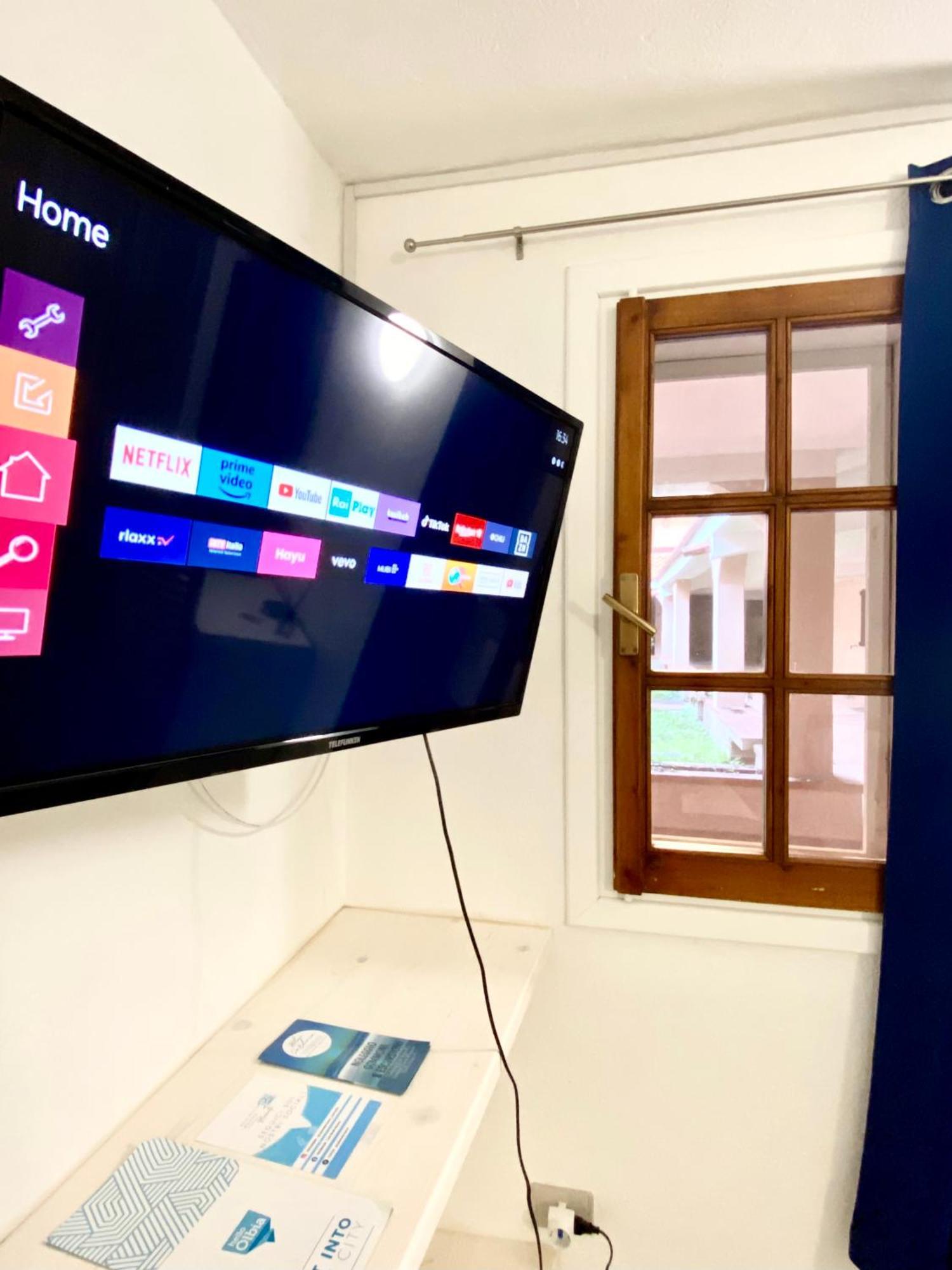 Cala Reale Rooms Marinella マリネッラ エクステリア 写真